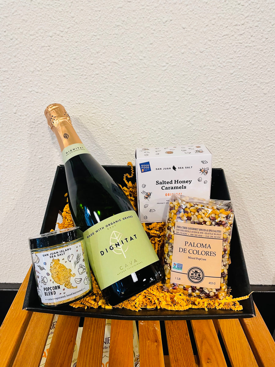 Cava & Snacks Basket - 10"